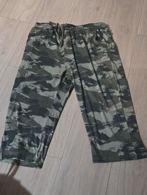 NEW Tarse Camo Drawstring Flowy Mid-calf Length Lounge Pants